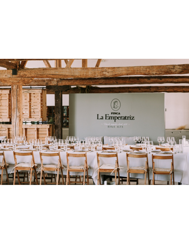 Visita al viñedo cata de vinos y almuerzo riojano Finca La Emperatriz